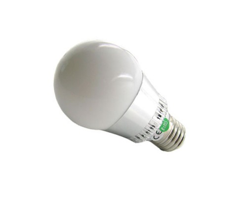 LED žárovka 3W, patice E27, přírodní bílé denní světlo.