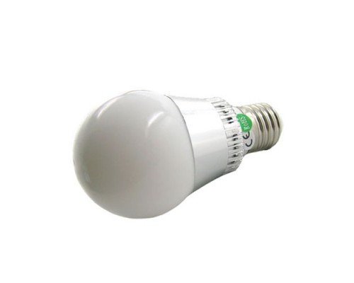 LED žárovka 3W, patice E27, studené bílé světlo.